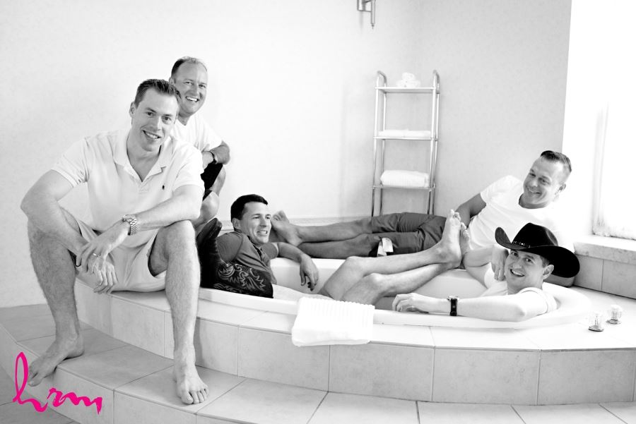 fun groomsmen picture getting ready relaxing in bathtub