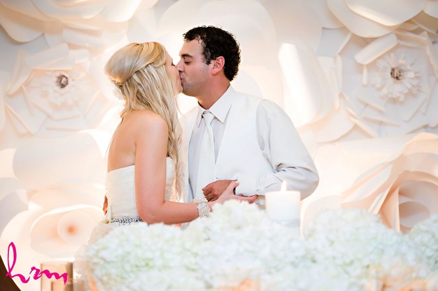 Ania and Ken kissing taken by London Ontario wedding photographer