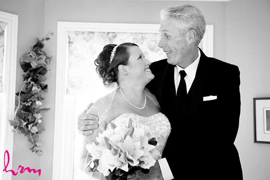 Rachel and Dan’s wedding photo shoot in Sarnia Ontario, May 2015