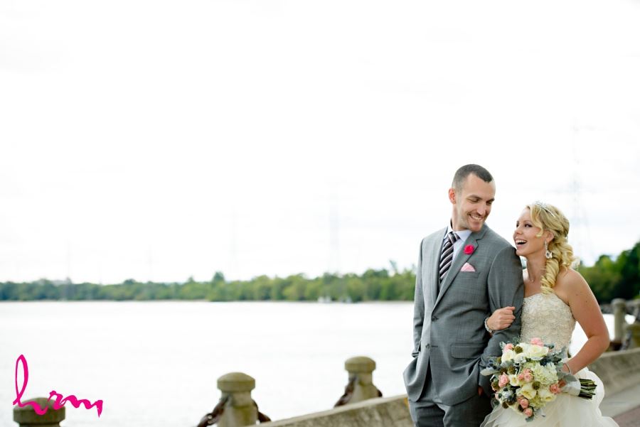 Burlington Ontario waterfront wedding pictures