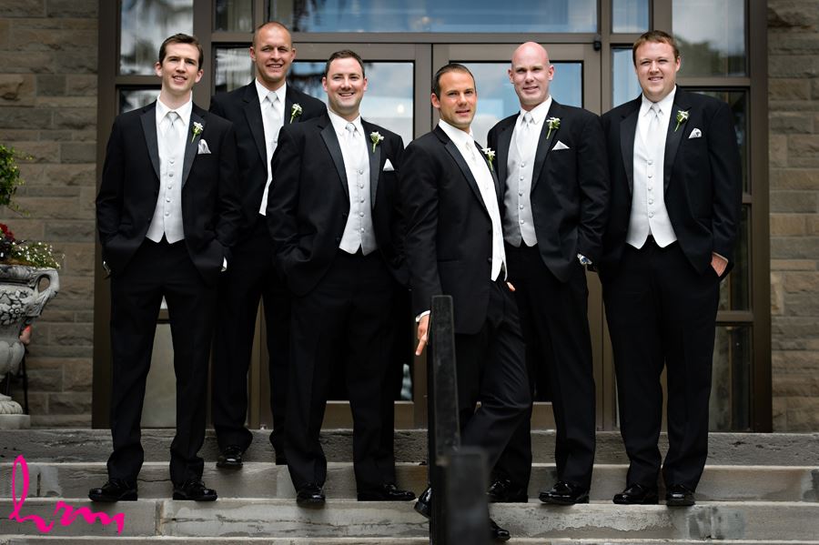 groom with groomsmen in London Ontario